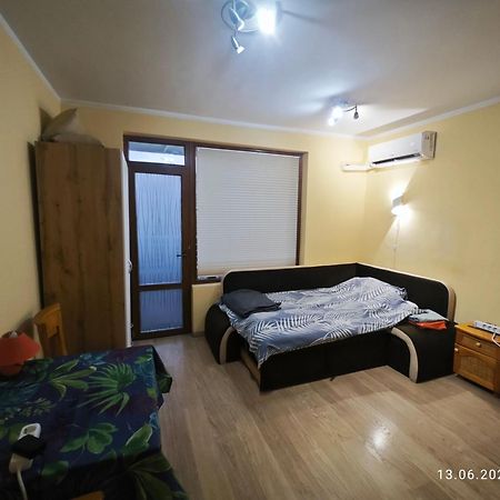 Apartment In The Center 2 Varna Exterior photo